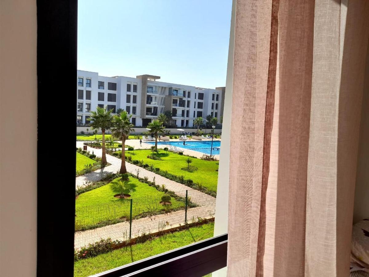 Vus Sur Mer Et Piscine Сейл Экстерьер фото